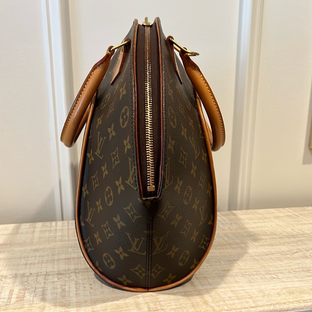 Louis Vuitton Ellipse MM Monogram Handbag EUC - Picture 4 of 16